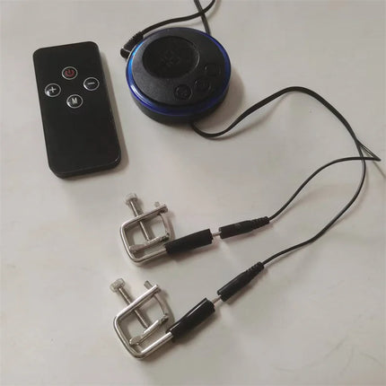Metal Nipples Clips Labium Clamps Clitoris Stimulation Breast Sucker 8 Modes Electric Shock Sex Toys for Women Men Couples Games