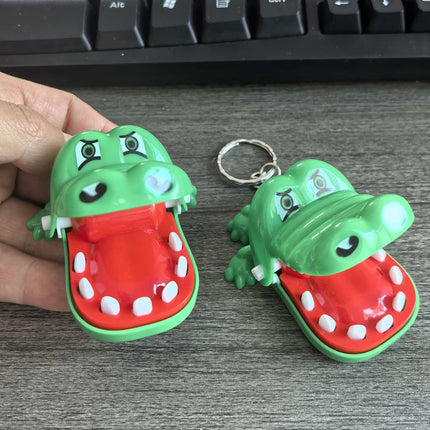 Novelty Keychain Funny Crocodile Teeth Toys Game for Kids Teens Boys Girls Adults Alligator Biting Finger Dentist Small Gifts