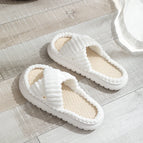 white / 42-43