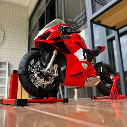 Spray 1:6 Ducati V4S Racing Motorcycle Alloy Diecast Model Car Children's Toy Motorcycle Sound And Light Dynamic Ornaments Gifts