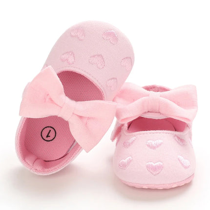 Spring and Autumn Embroidered Peach Heart Step Bow-knot Baby Shoes 0-1 Year Old Hand held Male and Female Baby Soft Bottom