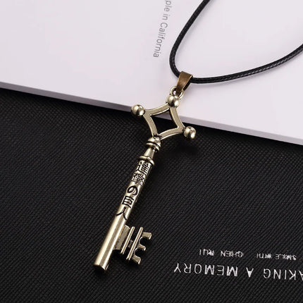 Hot Sale Attack On Titan Necklace Eren Key Shingeki No Kyojin Pendant Fashion Vintage Retro Anime Jewelry For Men Cosplay