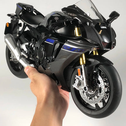 Spray 1:6 YAMAHA YZF-R1 YZFR1 Alloy Metal Diecast Model Motorcycle Desktop Display Collectible Ornament Holiday Present For Boys