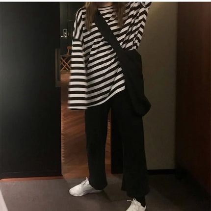 2026 New Arrival Stylish Fashionable Black-and-White Striped Back-to-School Oversized Crew Neck Long-Sleeve T-Shirt