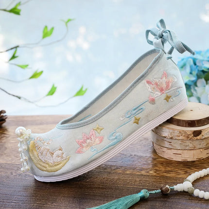 Chasing Moon Hot Sale Of The Season New Style Ming Dynasty Hanfu Shoes National Style Upturned Head Cotton Shoes Ancient Wedding