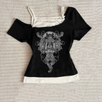 Black 04 / L