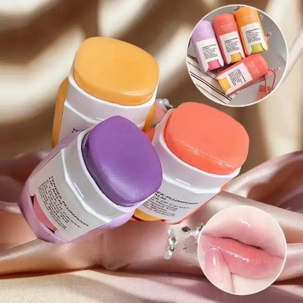 Gege bear 8.2g Large Capacity Lip Balm Keychain Pendant, Hydrating & Moisturizing Lip Care, Perfect As Lipstick Base & Accessory