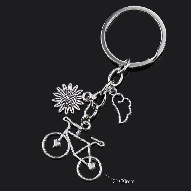 Fashion Animal Women Keychain Car Moon Cat Dog Love Heart Key Chain Friends Gift Jewelry Bag Pendant Wing Evil Eye Angel Turtles