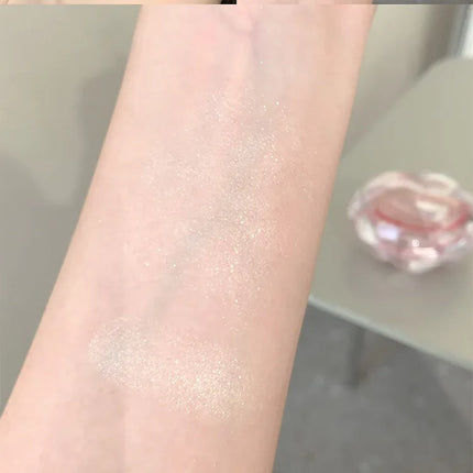 LEE INTO Dream Flower Highlight Powder Brightens and Contours Pearlescent Glitter No Flying Powder