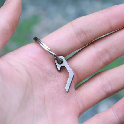 1-4pcs EDC Gear Mini Lightweight Bottle Beer Opener Keyring Pocket Utility Gadget Outdoor Camp Hike Camping Key Chains Opener