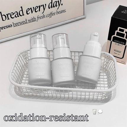 White Liquid Foundation Blending Pure Silky Creamy Matte Long-Wearing Transfer-Resistant for Stage Cosplay Halloween Makeup 30ml