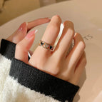 09 Black Ring