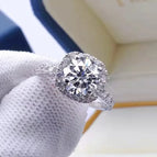 1 Carat D Color / With GRA Certificate / 9