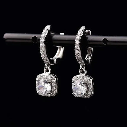 Hip Hop Ice Out Sparkling Round Inlaid Zircon Hypoallergenic Earrings for Men Women Fashion Cool Punk Rock Party Jewelry