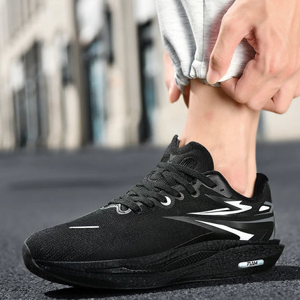 Running shoes for Outdoor use, Fashionable for Both Men and Women, Comfortable and Breathable sports and Casual shoes. black 10