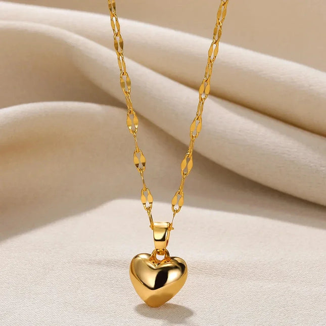 Stainless Steel Love Heart Necklace For Women 2025 New Trendy Lip Chain Simple Luxury Love Pendant Necklace Jewelry Gift