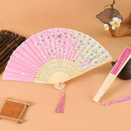 Silk Folding Fan / Éventail Pliant Soie
