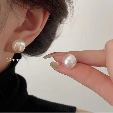 French Simple Pearl Silver Needle Earrings for Women Exquisite Imitation Pearl Elegant Stud Earrings Wedding Party Jewelry