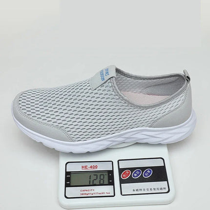 2025 New Shoes Men Loafers Light Walking Breathable Summer Comfortable Casual Shoes Men Sneakers Zapatillas Hombre Plus