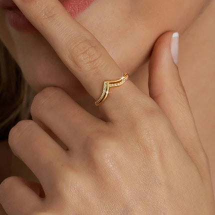 925 Sterling Silver Fashionable Gorgeous V-shaped Zircon Ring For Women Engagement Wedding Luxury High Quality Fine Jewelry