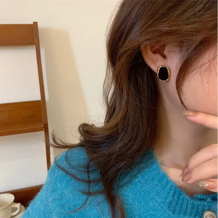 New Street Style Black Square Stud Earrings for Women Minimalist Korean Fashion Geometric Enamel Big Earring Jewelry Girl Gift