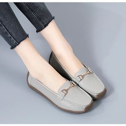 Vulcanize Women Shoes Flats Leather Moccasins Sneakers Designer Shoes for Women Slip-on Loafers Female Boat Shoes Big Size 43