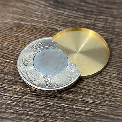 Magnetic Gravity Flipper Coin Magic Tricks Walking Liberty Half Dollar Magia Magician Close Up Illusions Gimmick Props Mentalism