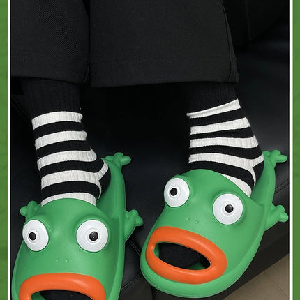 Frog House Slipper Cloud Woman Sandals Flip Flops Sandals Soft Sole Beach Non Slip Home Shoes Platform Weird Female Slides Men
