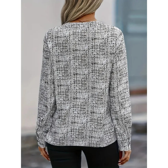 Plus Size 1XL-5XL New Women's Fashionable Printed V-neck Shirt Women Spring and Summer Long Sleeved Shirt