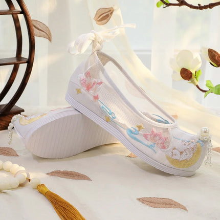 Chasing Moon Hot Sale Of The Season New Style Ming Dynasty Hanfu Shoes National Style Upturned Head Cotton Shoes Ancient Wedding