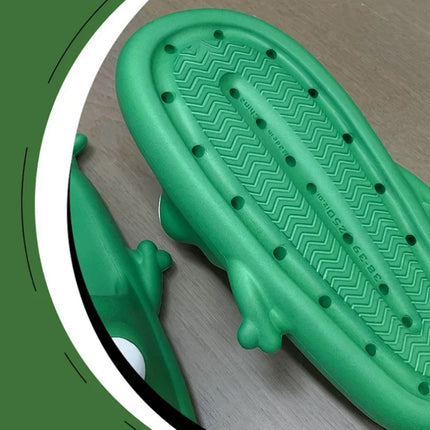 Frog House Slipper Cloud Woman Sandals Flip Flops Sandals Soft Sole Beach Non Slip Home Shoes Platform Weird Female Slides Men