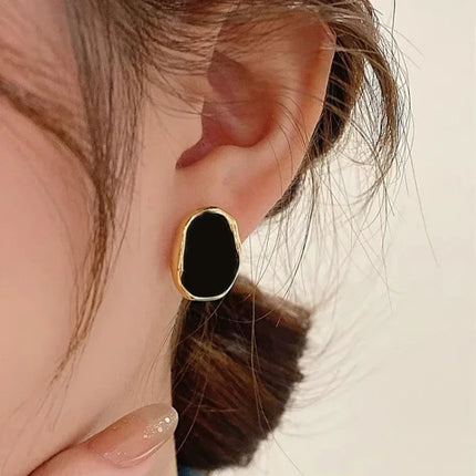 New Street Style Black Square Stud Earrings for Women Minimalist Korean Fashion Geometric Enamel Big Earring Jewelry Girl Gift