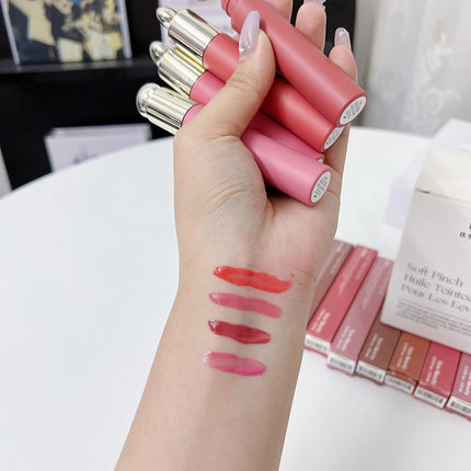 New Rare Beauty Silky Velvet Long-lasting Easy-to-apply Lip Color That Naturally Brightens the Complexion