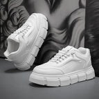 WHITE / 44