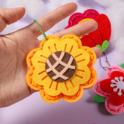 9-piece Floral DIY Sewing Kit; Beginner Hand-Sewing Materials for Fun; Cute Flower-Shaped Pouch for Birthday Gift; Handmade Craf