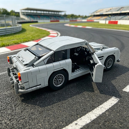Classic Retro Vehicle Building Blocks Model Set  Building Blocks Technique Car MOC Educational Construction Toys for Adults Kids
