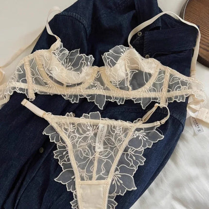 Sexy Lace Lightweight Bra Set Soft Underwire for Lift and Support Prevents Sagging Exquisite Embroidered Lingerie Two-Piece Set