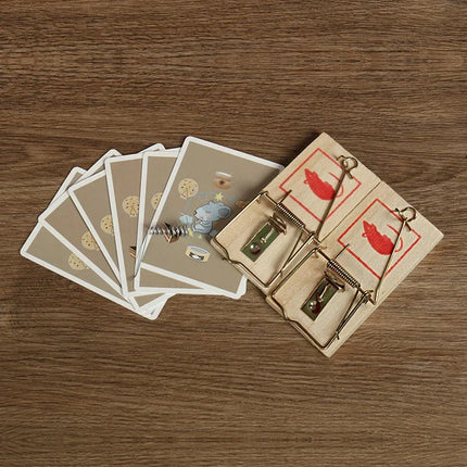 Mouse Traps Find Cards Prediction Close Up Street Magic Tricks Prophecy Seach Playing Cards Magic Props Illusion Mentalism