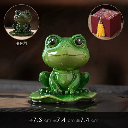 Color Changing Cute Little Frog Tea Pet Figurine, Funny Thermo Chromatic Resin Craft for Tea Ceremony