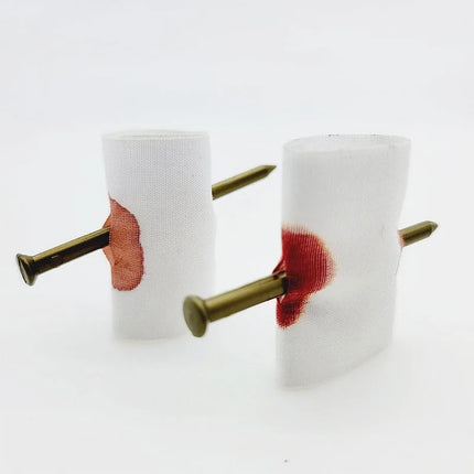 1-5PCS Fake Nail Through Finger Prank Toy Kids Novelty Magic Friend Halloween Scare Trick Joke Toy Practical Fool Jokes Gags