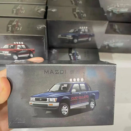 Masdi 1:64 Alloy  Car Model Toy ornament gift