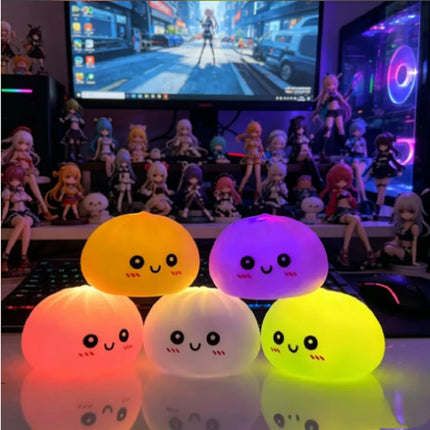 New LED Bun Squishy, Glowing Stress Ball, Light-up Bubble Spitting Bun, Realistic Steamed Bun，Desk Decoration