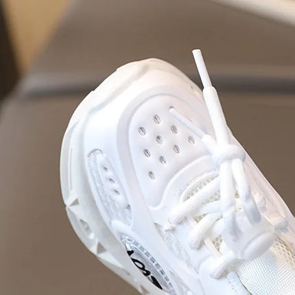 Baby Shoes2023 Spring Autumn New Boys and Girls Light Up Clunky Sneaker Small and Medium-sized Children's Soft Soled Baby Shoes
