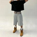 Grey shorts / M