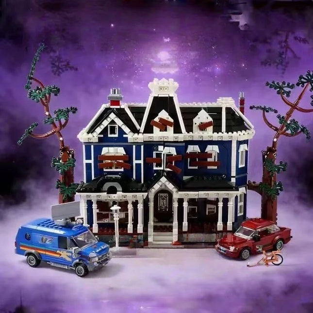 Cheapest Hot Movie Model Building Kits Creel House Building Blocks 2593pcs Stranger Christmas Birthday Toy for Family Decor Gift