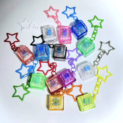 New Stress Anxiety Relief Keyboard Keychain Four Finger Button for Office Home Adults Kid Decompression Clicker Hot Gadget Gifts