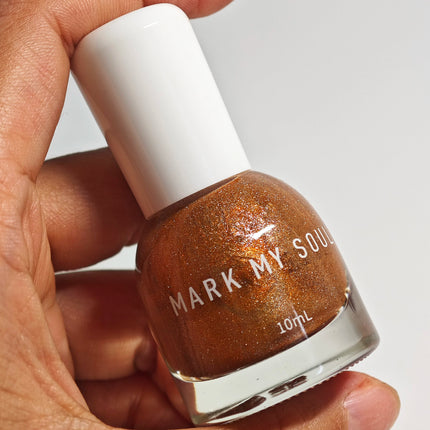 S163 Copper 10ml No-Bake Cat Eye Nail Polish. Crystal Berry color series base with berry red fragments. Quick-drying