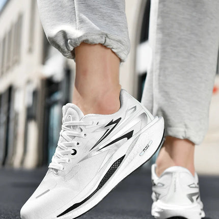 Running shoes for Outdoor use, Fashionable for Both Men and Women, Comfortable and Breathable sports and Casual shoes. black 10