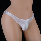 WHITE / M