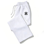 XL / White